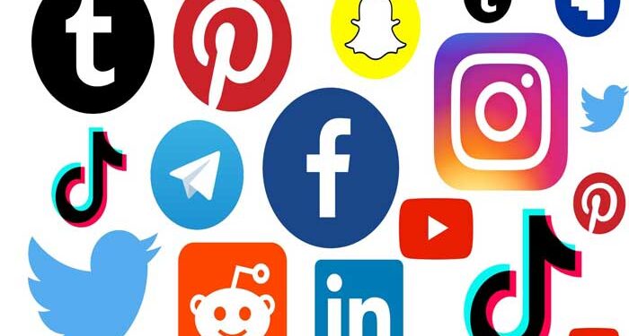 أشهر الشبكات الإجتماعية