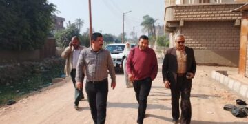 تجميل أرصفة شوارع مدينة البداري بهذه الطريقة