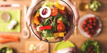 خدمة توصيل وجبات صحية في الكويت