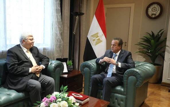 المستشفيات الجامعية