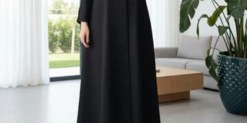 كيف تختارين عباية جاكيت تناسب كل مناسبة؟ | أناقة خليجية من عامرية